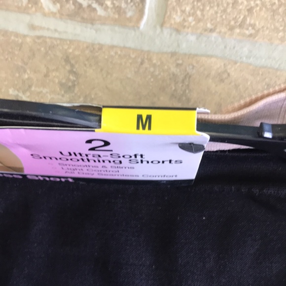 2 Pair Ultra-soft Smoothing Shorts - Picture 5 of 5